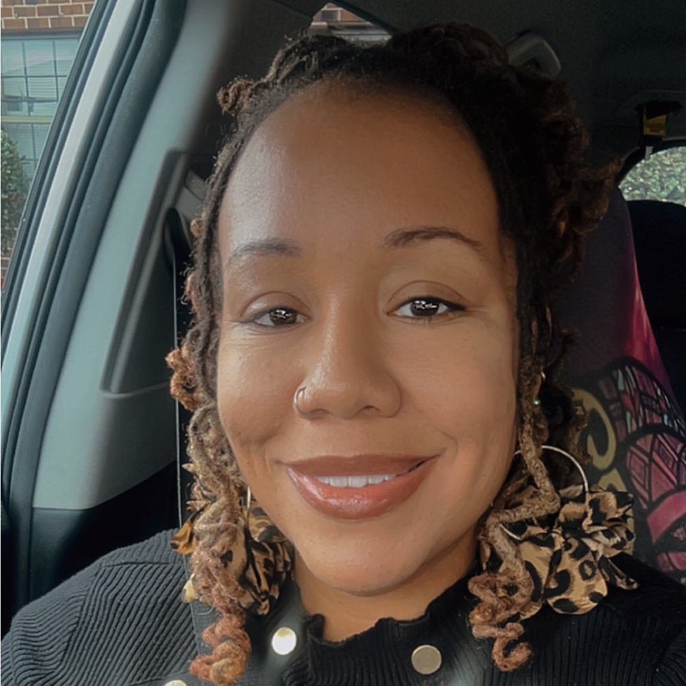 Meet your Posher, Shanita
